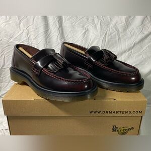 ADRIAN
Arcadia Leather Tassel Loafers - Cherry Red